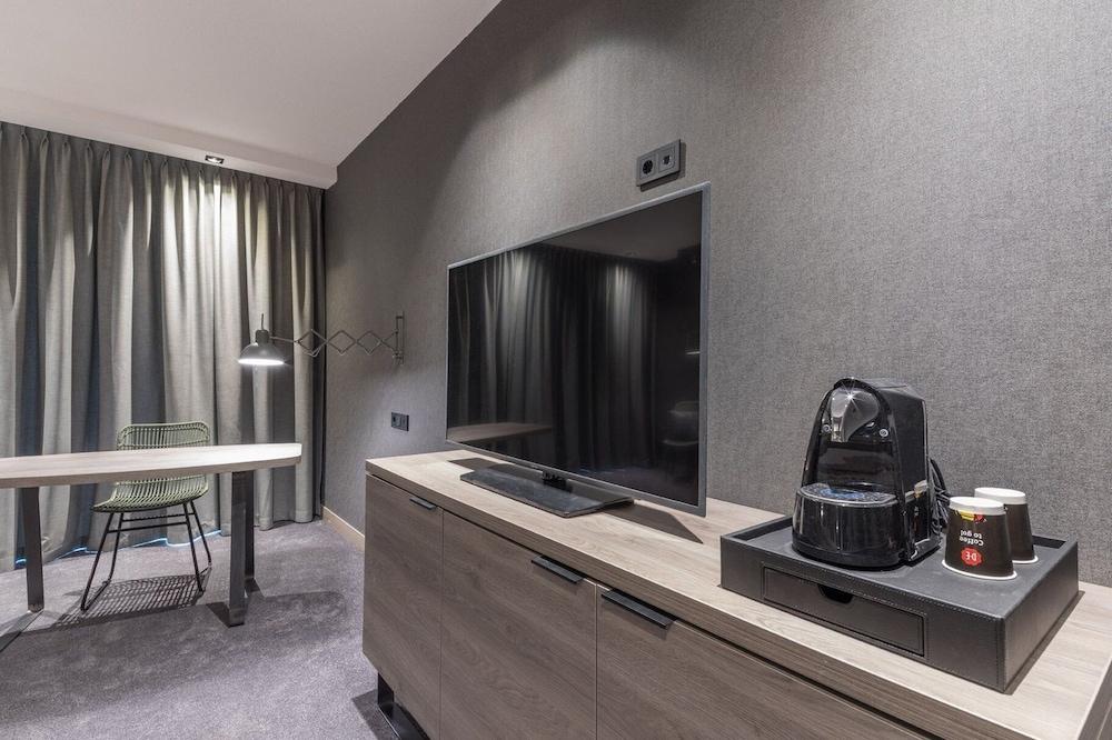 Van Der Valk Hotel Leeuwarden Ngoại thất bức ảnh