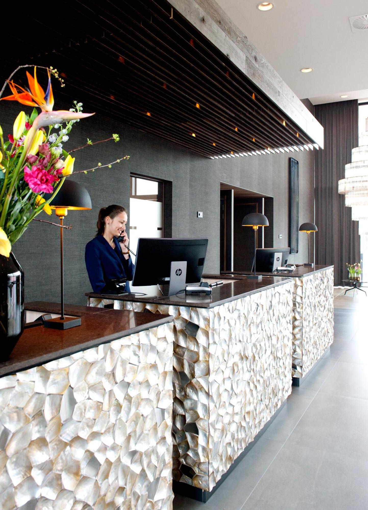 Van Der Valk Hotel Leeuwarden Ngoại thất bức ảnh